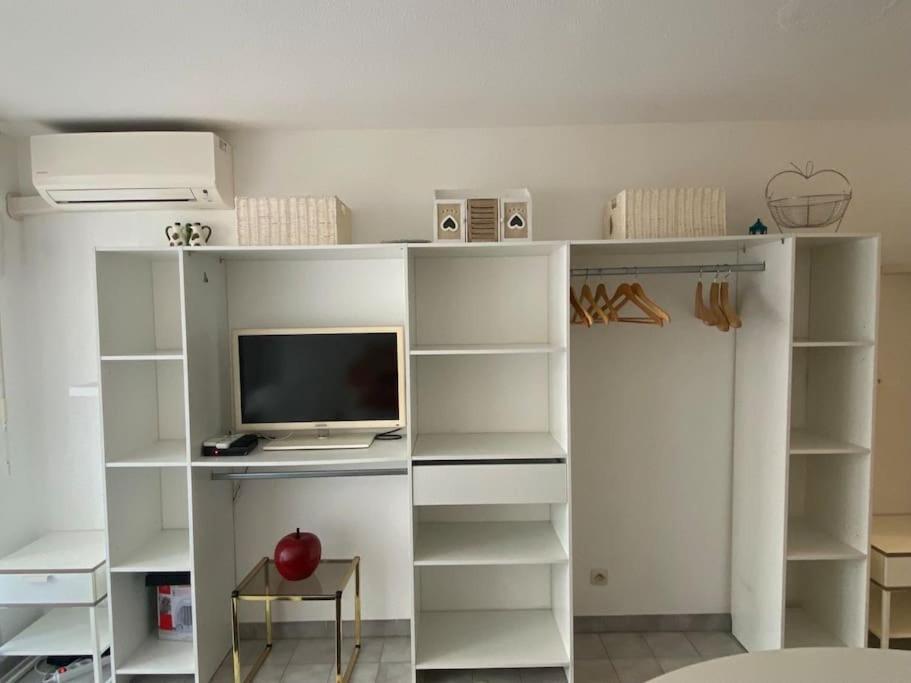Appartement 23 M2 A Nice, 2E Ligne Du Front De Mer エクステリア 写真