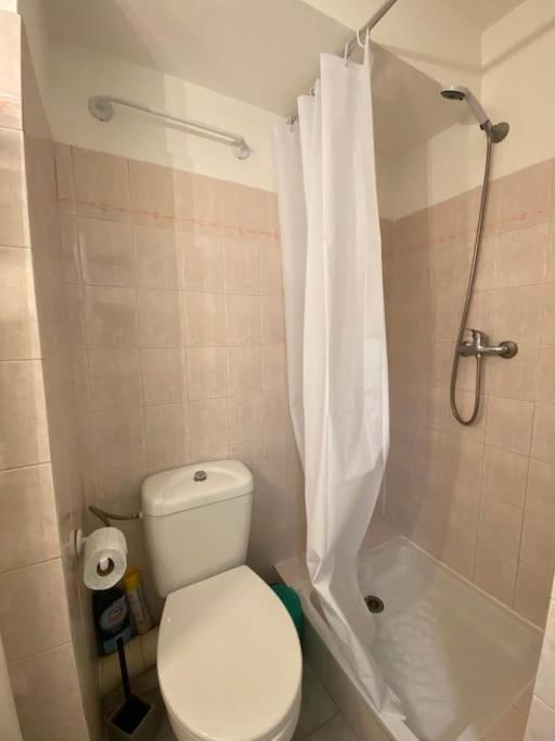 Appartement 23 M2 A Nice, 2E Ligne Du Front De Mer エクステリア 写真
