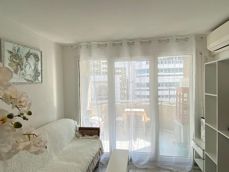 Appartement 23 M2 A Nice, 2E Ligne Du Front De Mer エクステリア 写真